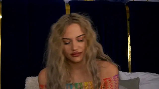 Chloe GraceeX online show from 17, 12, 2025