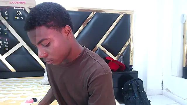 NoahJhonson69 online show from 7, 1, 2026