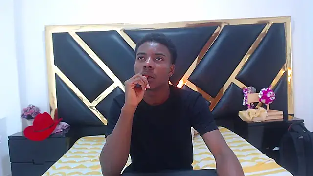 NoahJhonson69 online show from 21, 12, 2025