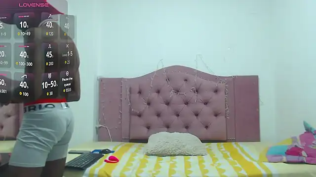 NoahJhonson69 online show from 29, 11, 2025