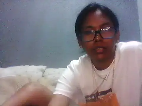 Snapshot of TiaBlaze chatting on 30, 11, 2025 TiaBlaze online show from 30, 11, 2025