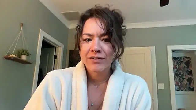 Snapshot of bendlikebecks chatting on 13, 5, 2026 bendlikebecks online show from 13, 5, 2026