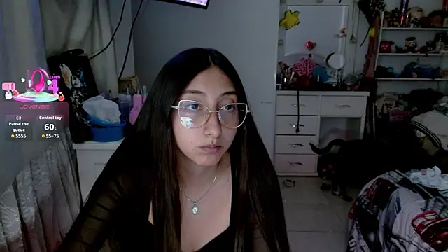 Nanylux online show from 7, 1, 2026