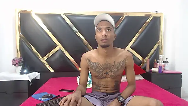 Caroyandy3 online show from 24, 11, 2025