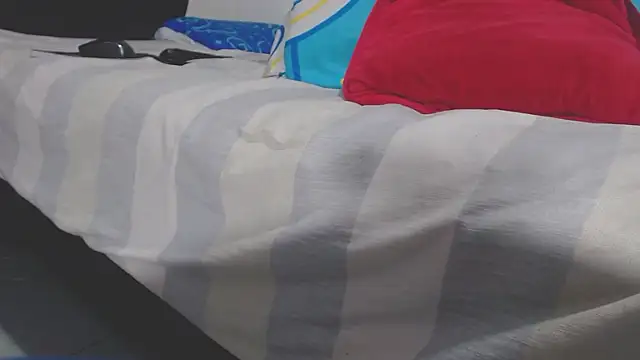 ebony cristal 1 online show from 26, 3, 2026