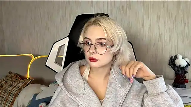 Snapshot of DayleSileo chatting on 20, 11, 2025 DayleSileo online show from 20, 11, 2025