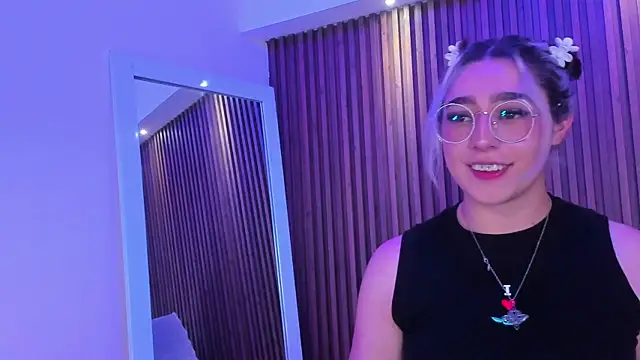 GabyRose9 online show from 6, 4, 2026