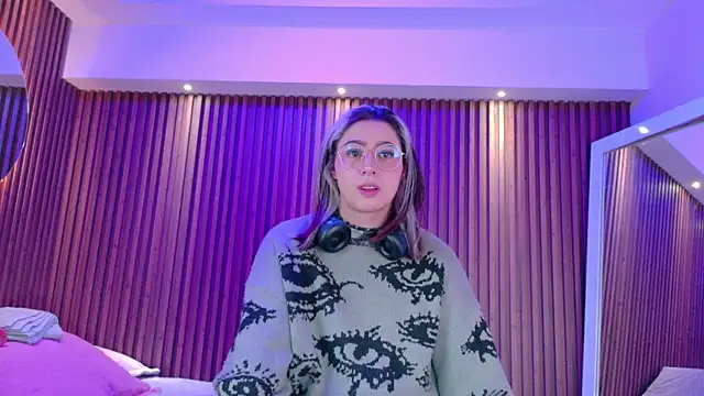 GabyRose9 online show from 17, 7, 2026