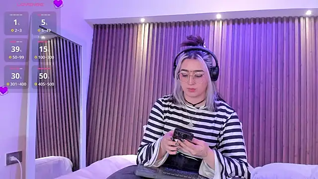 GabyRose9 online show from 16, 6, 2026