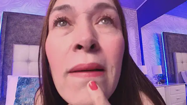 helen larkin online show from 3, 2, 2026