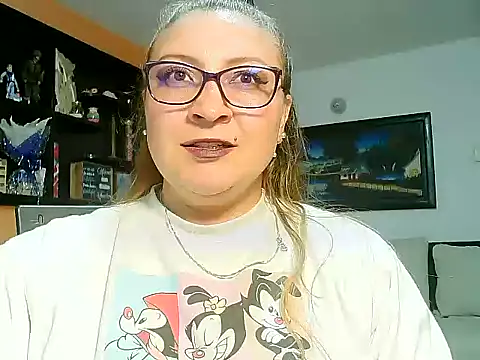 LexieNatty online show from 19, 11, 2025