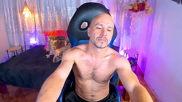 Snapshot of choreto_flash chatting on 21, 11, 2025 choreto flash online show from 21, 11, 2025