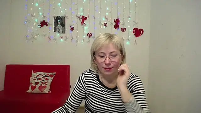 LaurenWishy online show from 14, 2, 2026