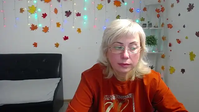 LaurenWishy online show from 28, 11, 2025