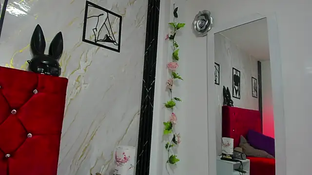 Snapshot of LiaSweett chatting on 29, 11, 2025 LiaSweett online show from 29, 11, 2025