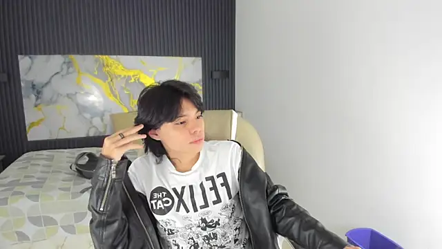 Sylasfrost online show from 4, 12, 2025