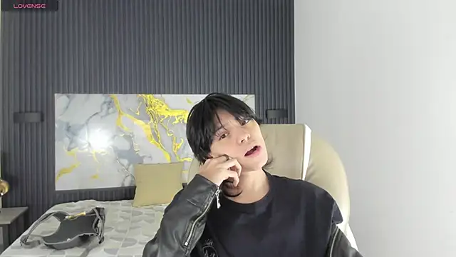 Sylasfrost online show from 5, 12, 2025