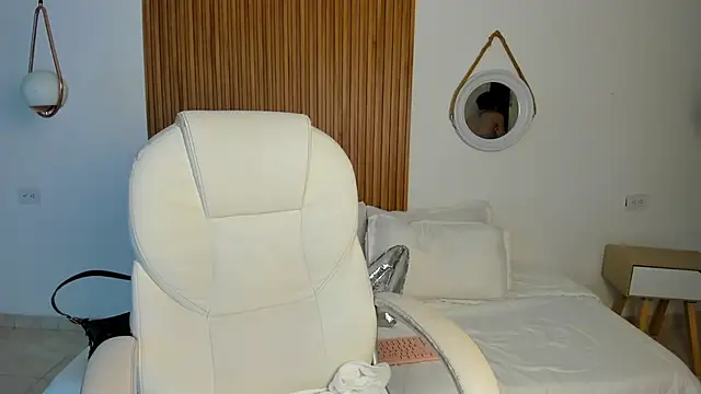 Alaska deluxe online show from 22, 3, 2026