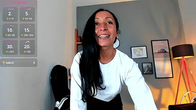 Violet Kumar online show from 1, 12, 2025