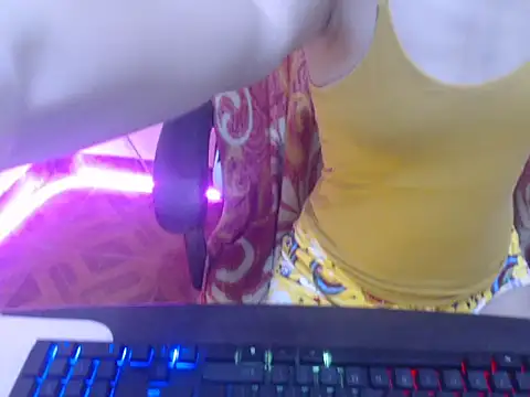 HotAsian Yazzi69 online show from 18, 3, 2026