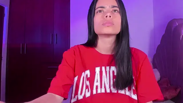 Snapshot of BelleVaal chatting on 2, 12, 2025 BelleVaal online show from 2, 12, 2025