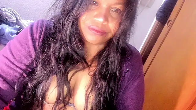ebonycamelia online show from 29, 5, 2026