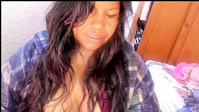 ebonycamelia online show from 11, 3, 2026