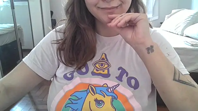 xxxluana online show from 18, 4, 2026