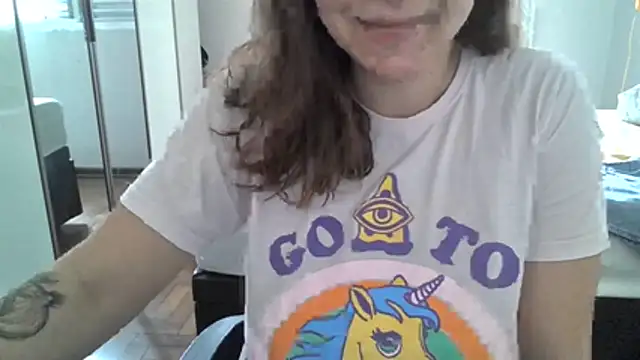 xxxluana online show from 6, 3, 2026