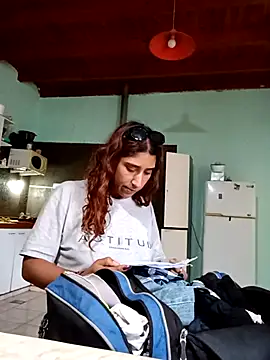 Snapshot of cata_bronw chatting on 6, 2, 2026 cata bronw online show from 6, 2, 2026