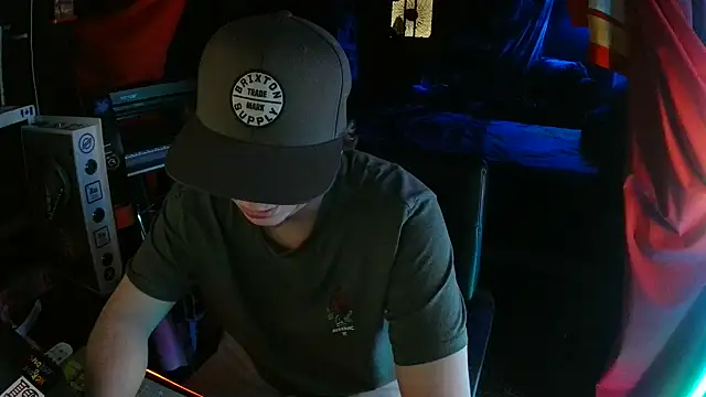 Bowerboi online show from 28, 11, 2025