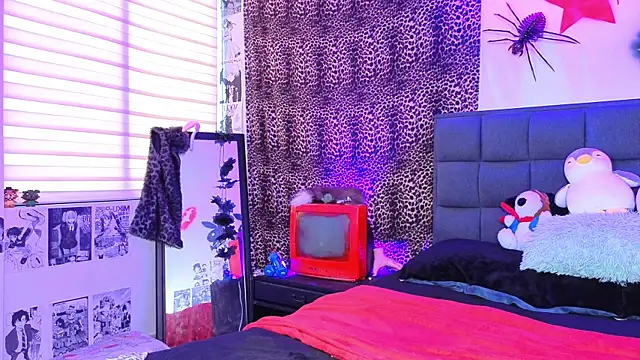 Apolo Ushi online show from 20, 11, 2025