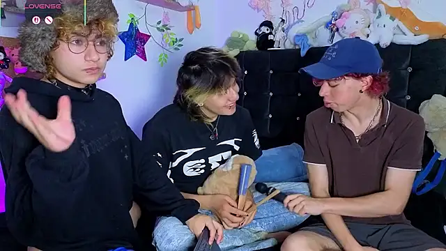 Apolo Ushi online show from 4, 3, 2026