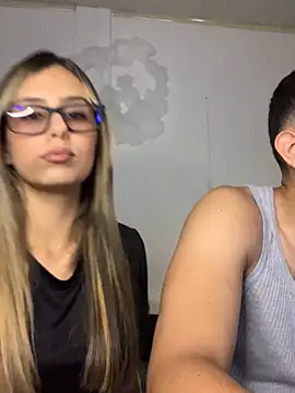 Sharlotte Davin online show from 1, 12, 2025