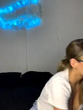 Sharlotte Davin online show from 27, 11, 2025