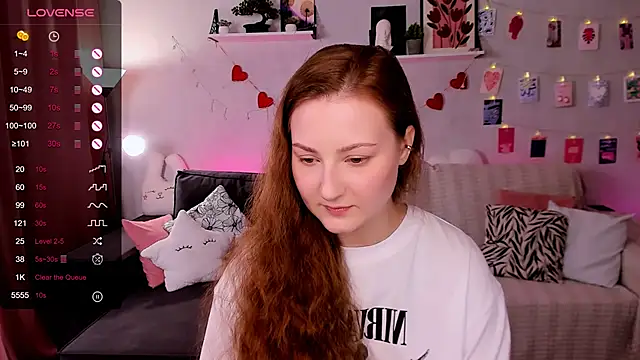 velvet cherry  online show from 19, 4, 2026