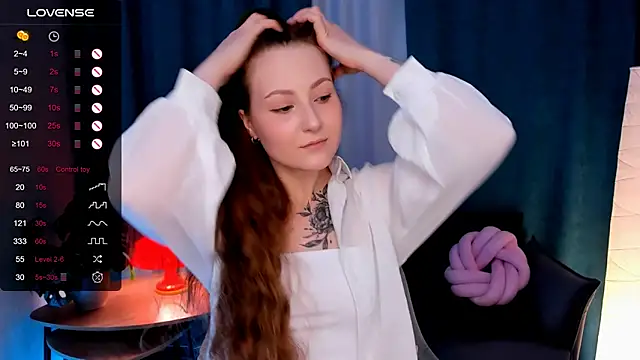 velvet cherry  online show from 30, 11, 2025