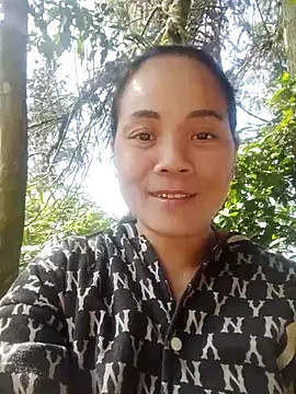 Snapshot of bela-hayes chatting on 21, 11, 2025 bela-hayes online show from 21, 11, 2025