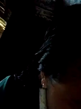 Snapshot of bela-hayes chatting on 26, 11, 2025 bela-hayes online show from 26, 11, 2025