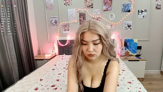 Snapshot of junamiin chatting on 29, 11, 2025 junamiin online show from 29, 11, 2025