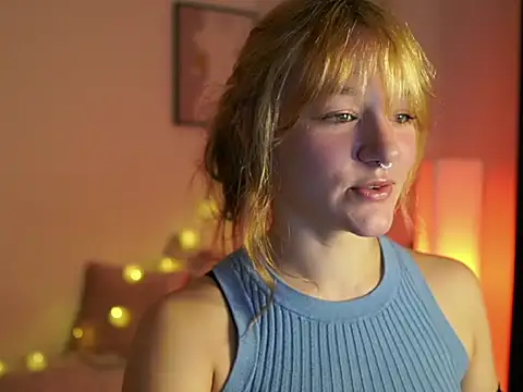 Snapshot of cute_brutality chatting on 30, 11, 2025 cute brutality online show from 30, 11, 2025