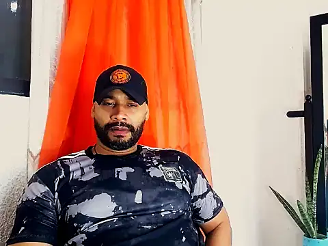 Snapshot of musclehetero chatting on 31, 5, 2026 musclehetero online show from 31, 5, 2026