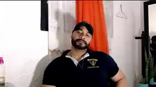 Snapshot of musclehetero chatting on 11, 6, 2026 musclehetero online show from 11, 6, 2026