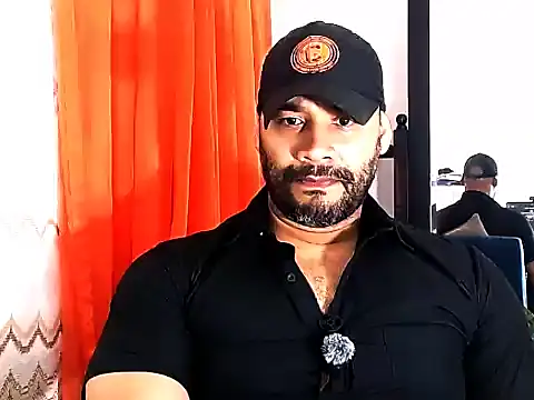 Snapshot of musclehetero chatting on 21, 5, 2026 musclehetero online show from 21, 5, 2026