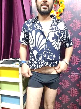 Cute Lucky online show from 5, 3, 2026