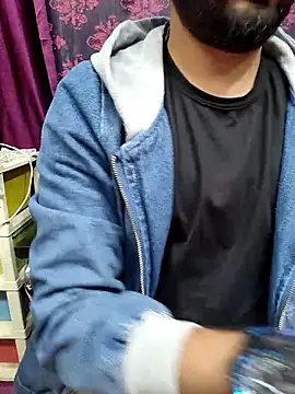 Cute Lucky online show from 4, 2, 2026