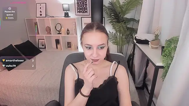 Snapshot of BeautifulSnake chatting on 27, 11, 2025 BeautifulSnake online show from 27, 11, 2025