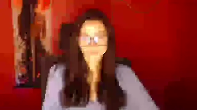 Snapshot of Stella_XO chatting on 28, 11, 2025 Stella XO online show from 28, 11, 2025