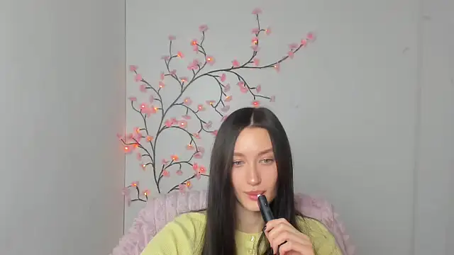 Stella XO online show from 25, 3, 2026