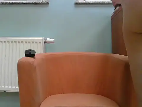 Snapshot of krzysjg chatting on 7, 5, 2026 krzysjg online show from 7, 5, 2026